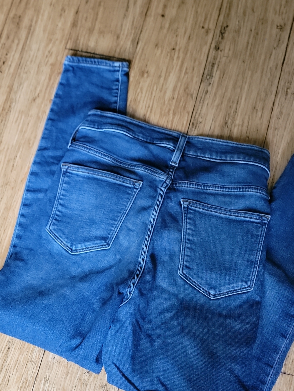 J Crew Women's Mid-Rise Skinny Jeans - Blue - Picture 8 of 8